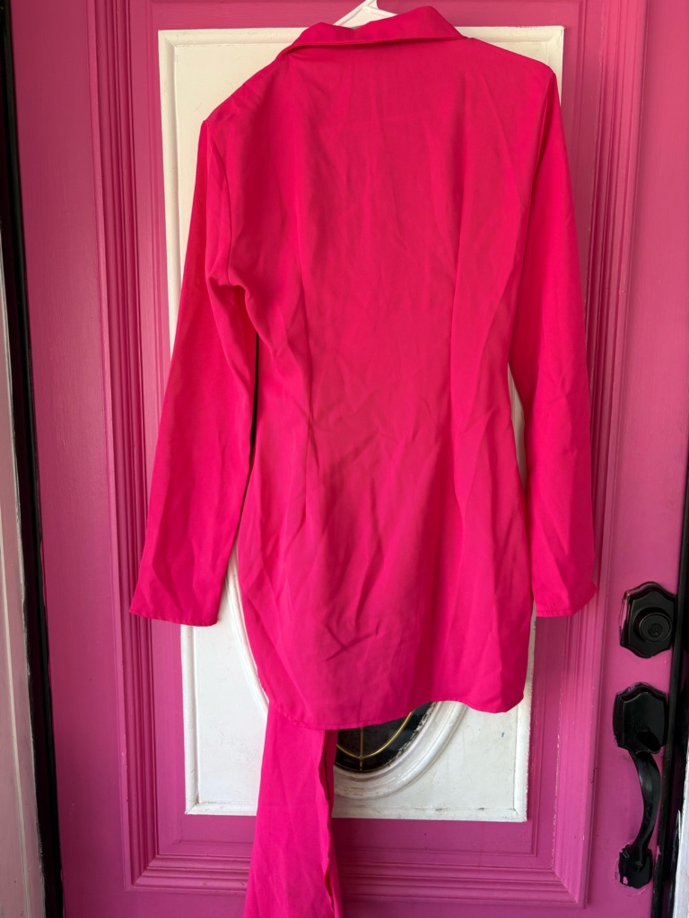 PrettyLittleThing Bright Pink Tailored Blazer - Picture 5 of 5